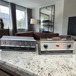 Crown DC‑300A Laboratory Power Amplifier and IC‑150 Stereo Preamplifier