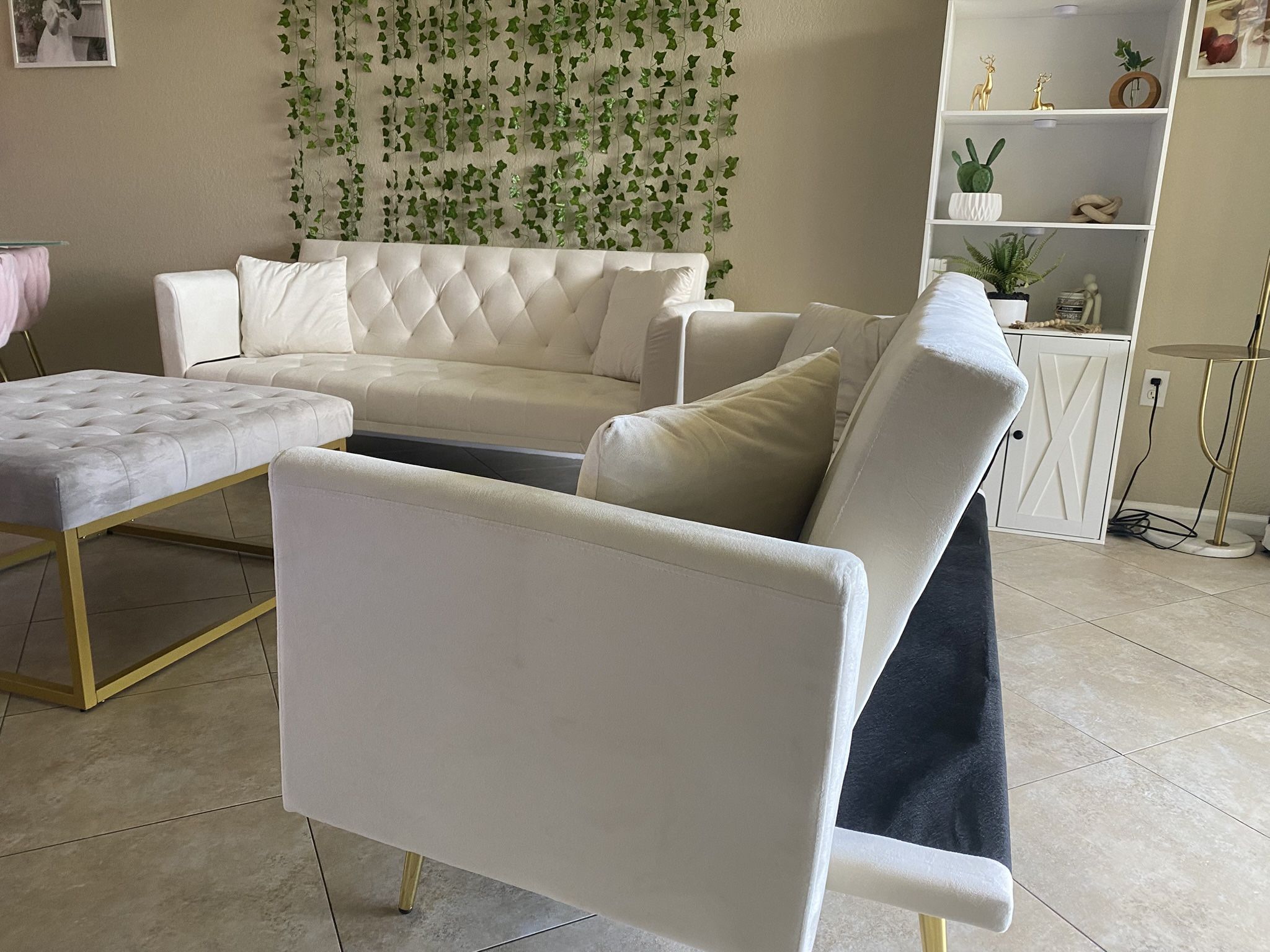 Sofa set