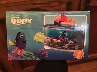 Disney finding Dory fish tank! New