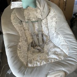 Graco Baby Swing