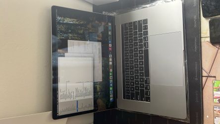 MacBook Pro Touchbar 2019 15.4 In 