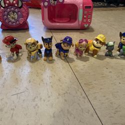 Paw Patrol Figures 10 In All 