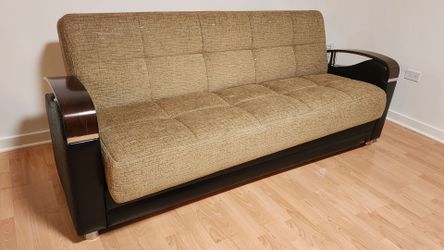 Couch /bed with storage