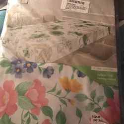 Vinyl Tablecloth ( New)