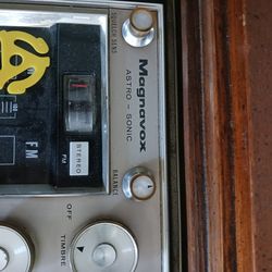 Good hold stereo  with Elvis  collection