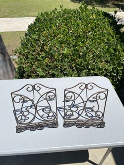 X2  👑 PRINCESS HOUSE 👑 Metal Meridian  Book sStand ✨NEW✨