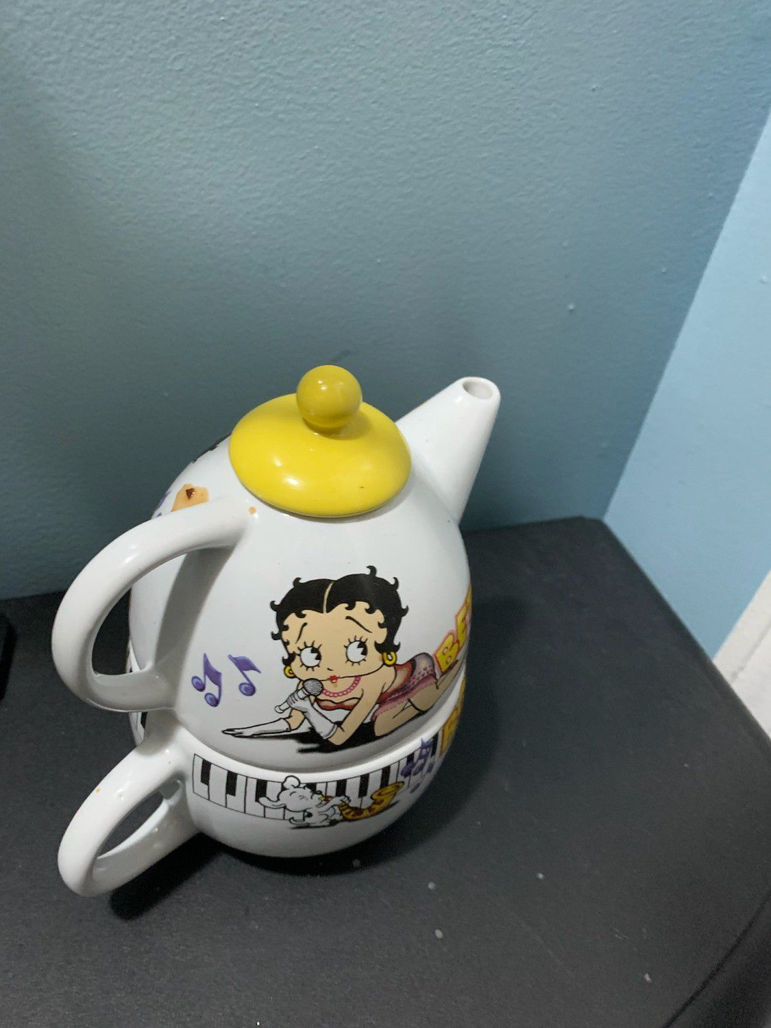 Betty boop ceramic tea kettle pot