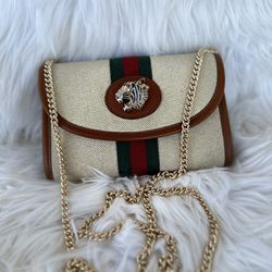 Gucci wallet sling bag