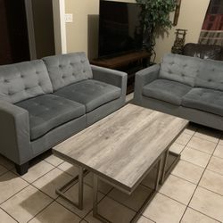 🩶✨Beautiful Gray Velvet 2pc Sofa Set