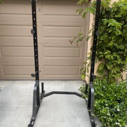 Pull Up Bar And Squat Rack
