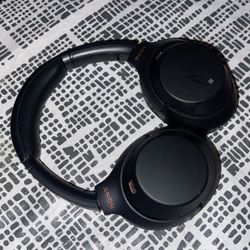 Sony WH 1000X M3 Bluetooth Headphones 