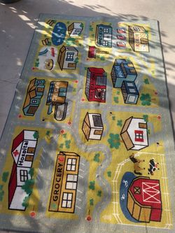 School kid learning carpet rug 5x8 in great condition.