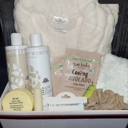 Valentine's Basket. Valentine's Gift Set Bathrobe Spa Kit Jewelry Birthday Gift. San Valentin 