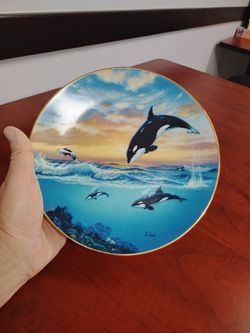 Vintage killer whale Limited edition Hand Painted Beautiful