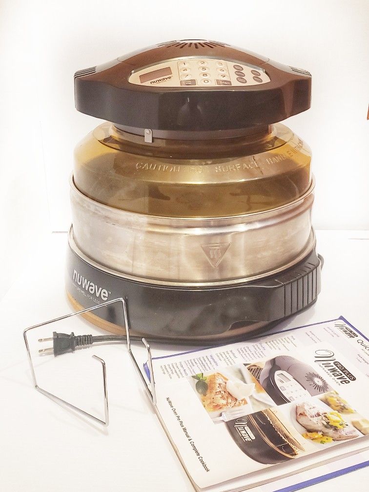 NuWave Pro Plus Infrared Oven, w/ Extender Ring, Model 20604 & w/Lots of Extras.