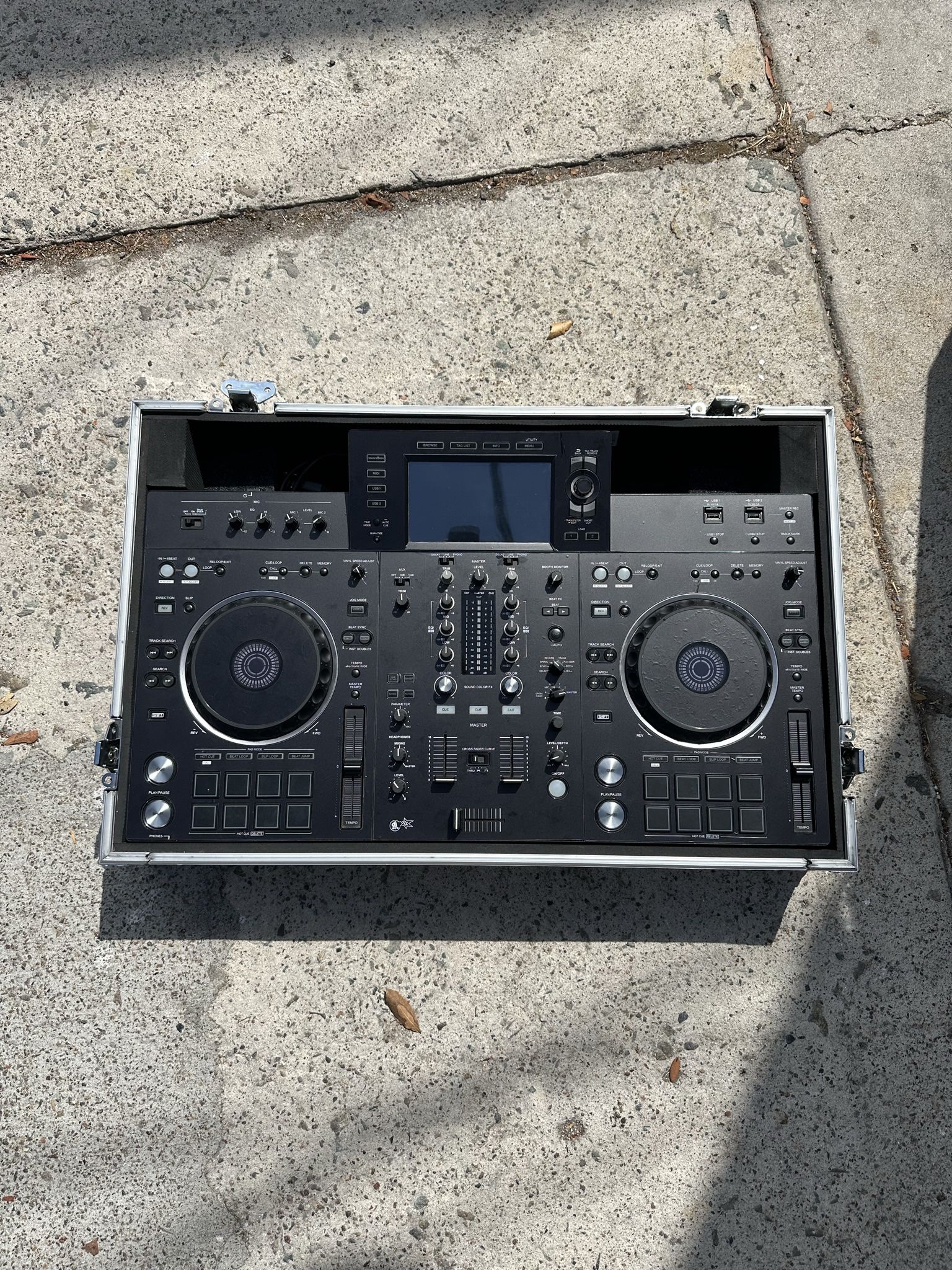 Pioneer XDJ-RX2 All In One DJ Controller - Like New