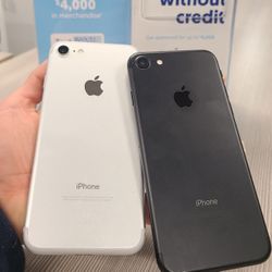 Iphone 7 32gb  Unlocked, FREE Smartwach/ Headphones. Pay $1 Today Rest in payments. NO CREDIT NEEDED FINANCING