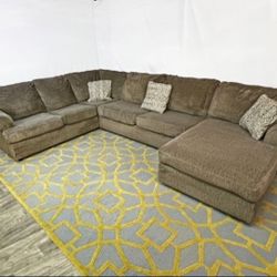 Couch Sectional 