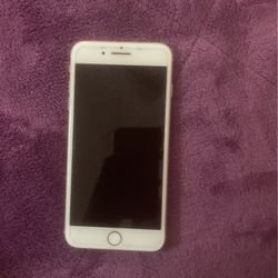 Rose gold iPhone 8+
