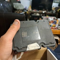Mercedes Benz Anti Lock Pump Brake Module