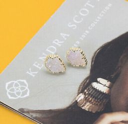 Kendra Scott earrings NEW