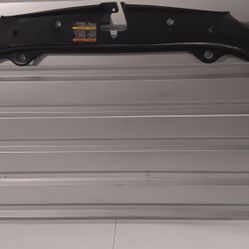 2010 - 2013 Buick LaCrosse Radiator Craddle Support  Cover (contact info removed)8 OEM