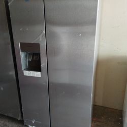 New Scratch And Dent Refrigerator Side By Side Frigidaire 