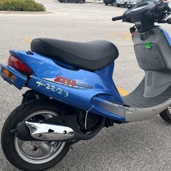KYMCO ZX50 Superfever. Fun Reliable Scooter! for Sale in Oak