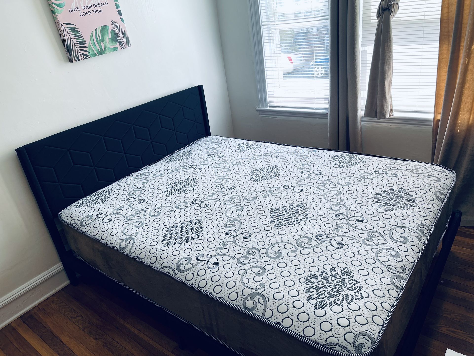 Queen Size Set Bed Frame With The Mattress 10”thick Brand New From Factory Delivery Available
