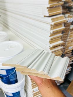 Molduras 4 1/2 $0.81/ MDF Baseboard
