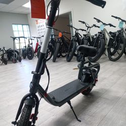 Porto Max Seat Escooter–Comfort and Commute in One! 