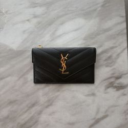 CASSANDRE MATELASSÉ SMALL ENVELOPE WALLET IN GRAIN DE POUDRE LEATHER