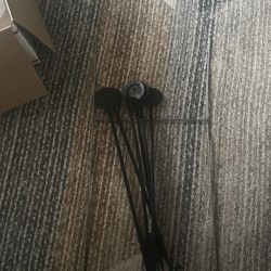 Free Yard Card Holders 