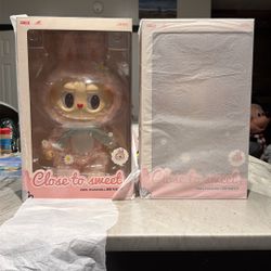 Labubu Big Close To Sweet Mokoko 