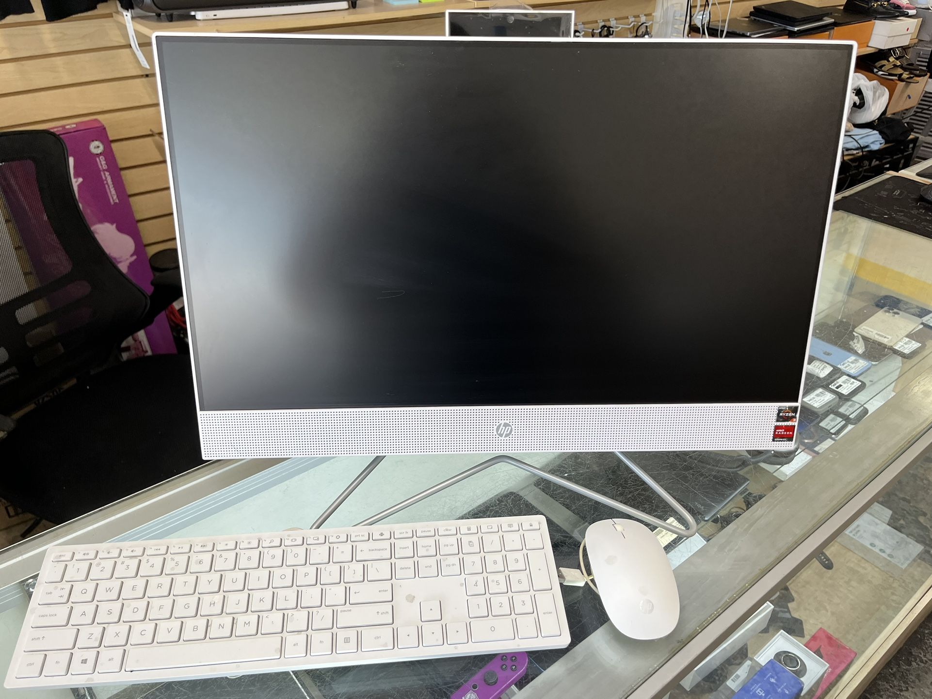 HP All-in-One Desktop 24 Df3007c AMD Ryzen 3 7320U 8GB 512GB