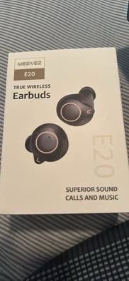 Wireless Bluetooth Earbuds.