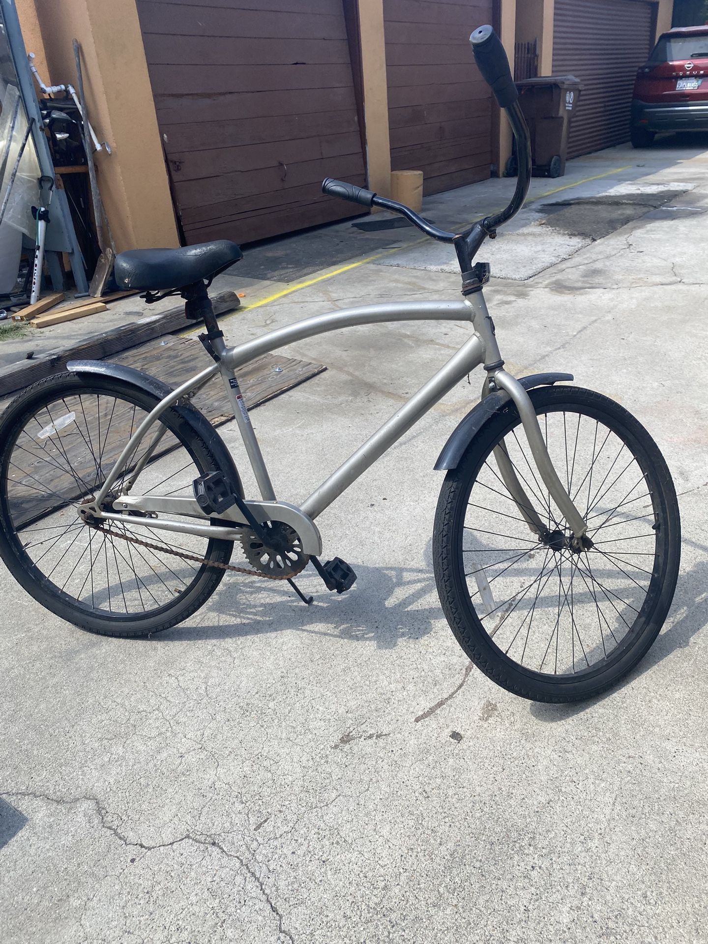 kent seachange bike hella old works perfectly fine chain rusted