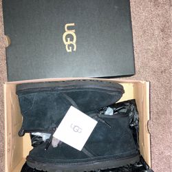Ugg’s Men Size 9