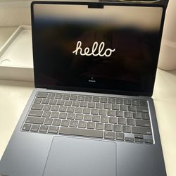 2024 Midnight MacBook Air 13 Inch