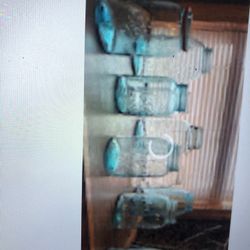 Box Of 100 Mason Jars 