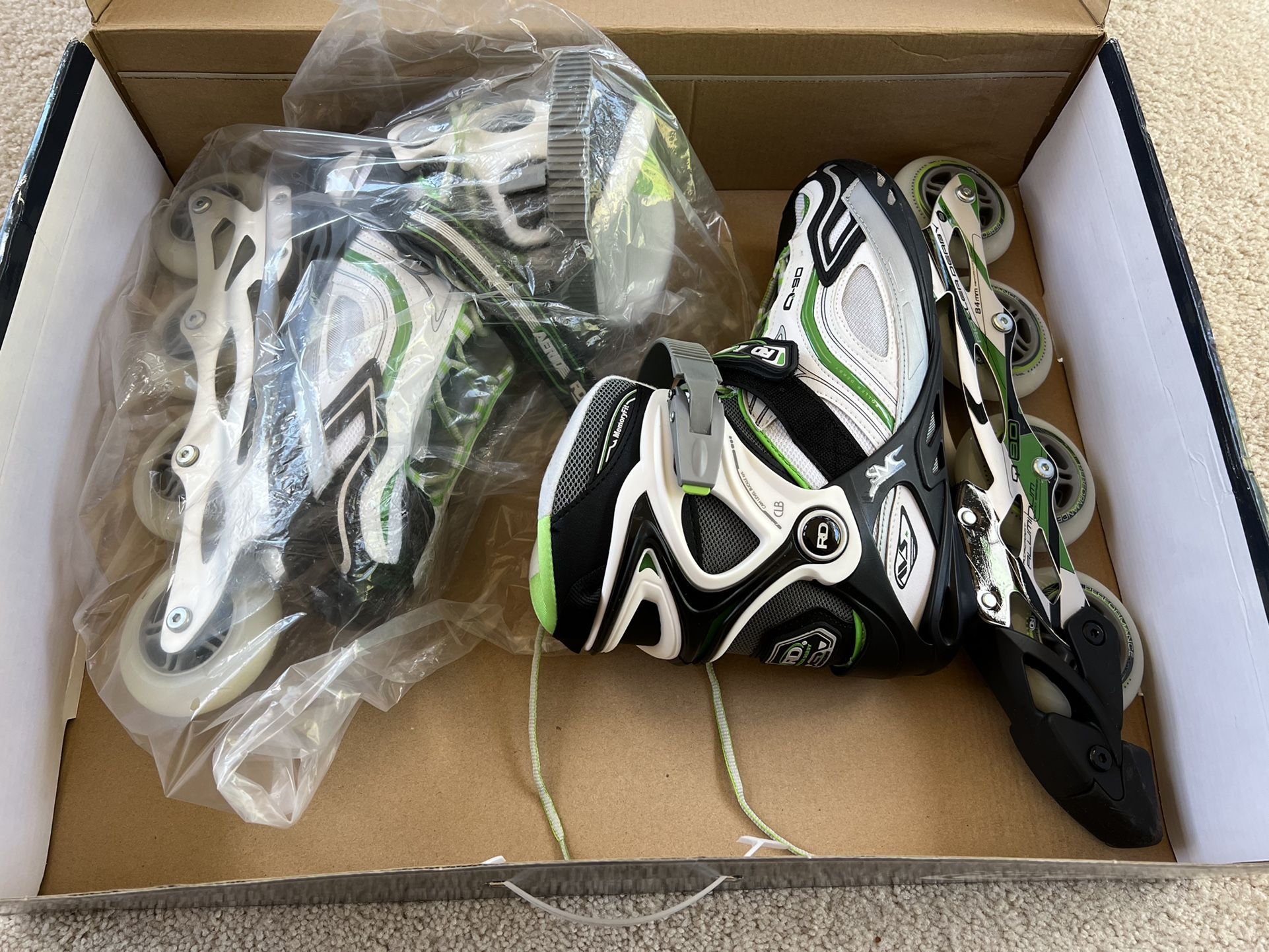 Roller Derby Q-90 Woman’s Skates - Size 9 - New