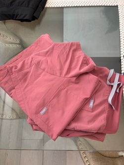 Figs scrubs