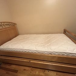 Twin Size Oak Bed with Trundle