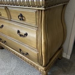 Bombay Dresser | Really Nice 