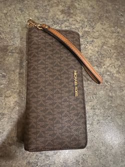 MK Wristlet Wallet