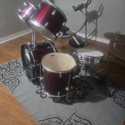 Drums Set 8 Pieces 