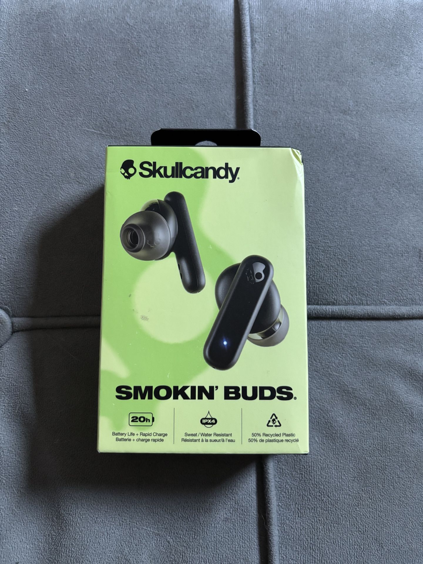 Skull candy earbuds