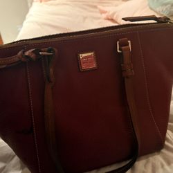 Dooney Bourne  Purchase With Wallet Great Condition Must Clean $40 