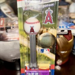 PEZ CANDY & DISPENSER MLB BASEBALL LOS ANGELES ANGELS