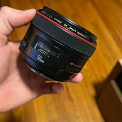 Canon 50mm F1.2